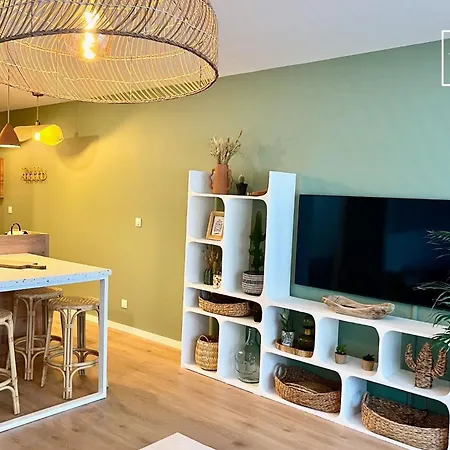 L'alizes T2 Renove Avec Clim, Parking, Wi-fi, Acces Directe Apartment La Grande-Motte